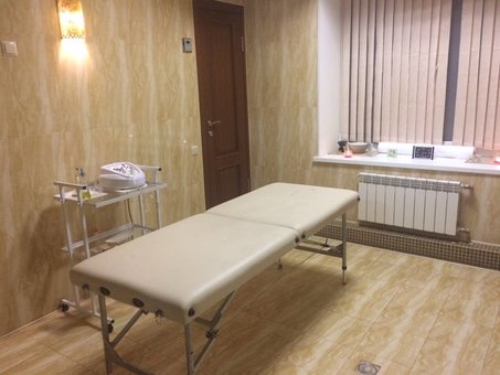 Косметологічний центр «Мед Арт» у Києві. Записуйтесь на апаратний масаж зі знижкою.