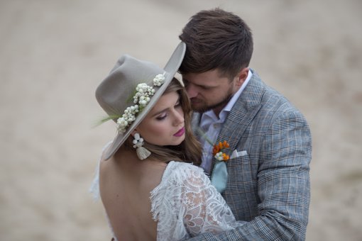Love Story in Kiev. Photographer Maria Mikhailenko - pay for the action.