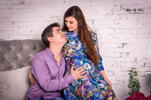 Студійна фотосесія вагітних у «NinaAlexPhoto» в Одесі. Оплачуйте послуги фотографа за знижкою.