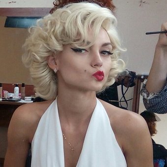 Evening makeup Kiev from make-up artist Irina Kostenko. Make an appointment with a makeup artist for a promotion.