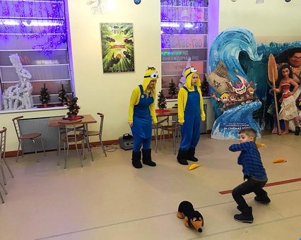 Дитячий День народження у кафе-кондитерській «Зефір» у Києві. Замовляйте організацію свят зі знижкою.
