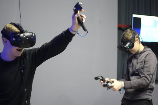 Birthday at the Mir VR club in Odessa. Come for the promotion.