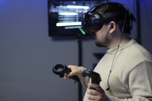 Virtual reality club "Mir VR" in Odessa. Come for the promotion.