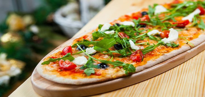 Замовляйте піцу по знижкам в піцерії «Pizza Ovale»