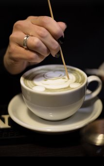 Кофе свежего помола в кофейнях «Жаркофф» в Виннице. Заказывайте меню по акции.