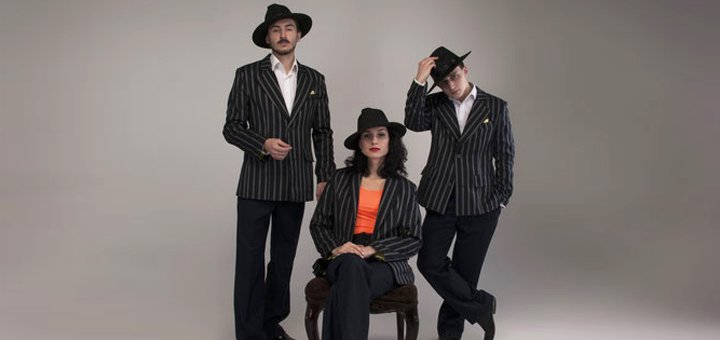 Promotion on tickets for the performance “Orange Love” from the Vremya Ch Theater