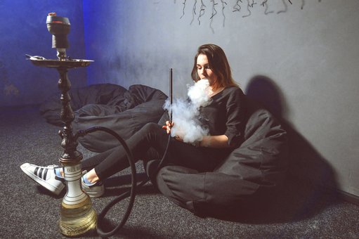 The interior in the hookah "Hookah nights air" in Kiev. Order by promotion