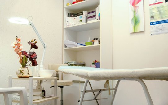 Послуги косметолога у клініці «Skin Health medical & cosmetic» у Києві. Записатись недорого