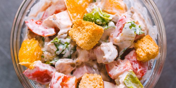 Salads in the pizzeria "celentano" in the dnieper. order by promotion